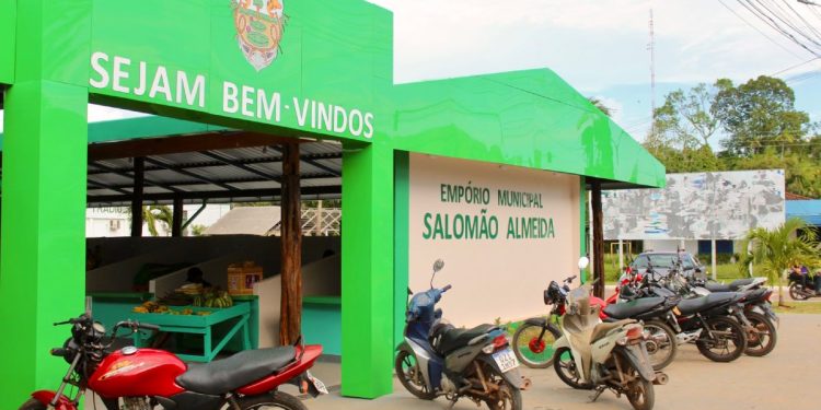 Serviços Essenciais: Prefeitura de Itacoatiara divulga funcionamento da coleta, limpeza, cemitérios, feiras e mercados no fim de ano