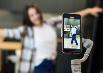 Vídeo de ‘dancinha’ no TikTok não justifica justa causa, decide juiz do TRT-11