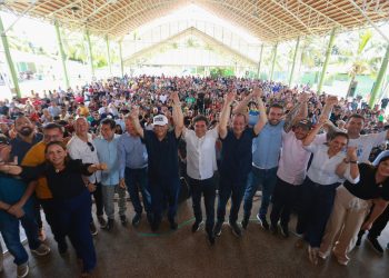 Durante Expedição Itacoatiara, Thiago Abrahim destaca pacote de obras e emendas destinadas ao município