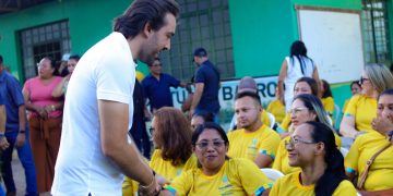 Deputado Thiago Abrahim participa da abertura do ano letivo de 2026 em Itacoatiara e destaca emendas para a educação