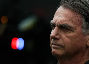 PGR dá parecer favorável à prisão domiciliar humanitária de Jair Bolsonaro