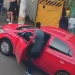 Funcionário de escola persegue criminoso e salva bebê de 2 meses levado durante roubo de carro