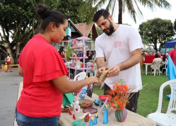 Com incentivo da Prefeitura de Itacoatiara, Feira Empreendedora aquece economia local e ultrapassa R$ 26 mil em vendas