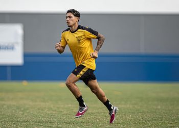 Amazonas FC anuncia dupla de reforços para a sequência da temporada