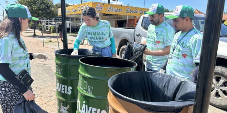 ‘Força-tarefa’ para reciclagem: servidores percorrem 96 km por dia para coleta de resíduos em Ecopontos