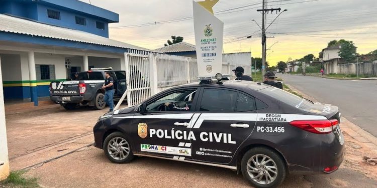Após 12 anos de relação, homem não aceita fim, ameaça e invade casa da ex