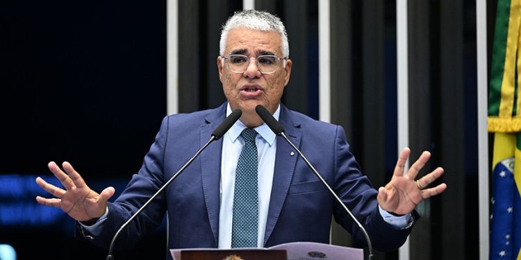 Girão defende reação do Senado contra atos do STF