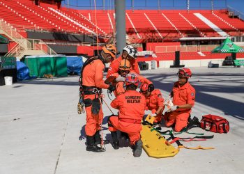 Parintins 2023: Corpo de Bombeiros realiza simulados de ocorrência em pontos estratégicos da Ilha Tupinambarana