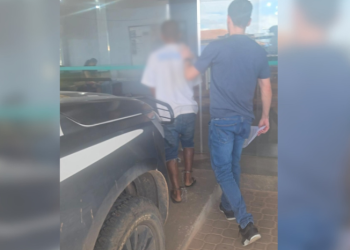 Homem é preso após invadir casa da mãe e ameaçá-la por dinheiro no AM