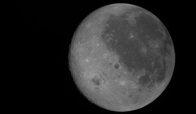 Por que nunca vemos o lado oculto da Lua? Entenda o fenômeno