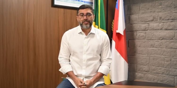 Wilson Lima reúne base aliada após renúncia e mostra força política