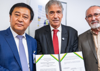 Governo firma acordo com a China para desenvolver capacidade nacional de IA