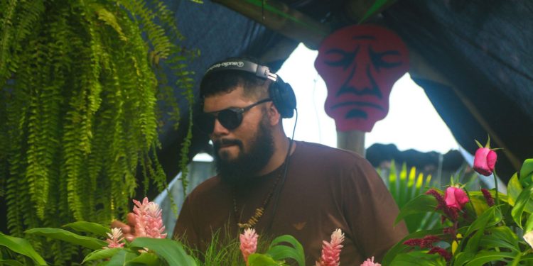 Artista mistura carimbó, boi-bumbá e psytrance em experiência inédita