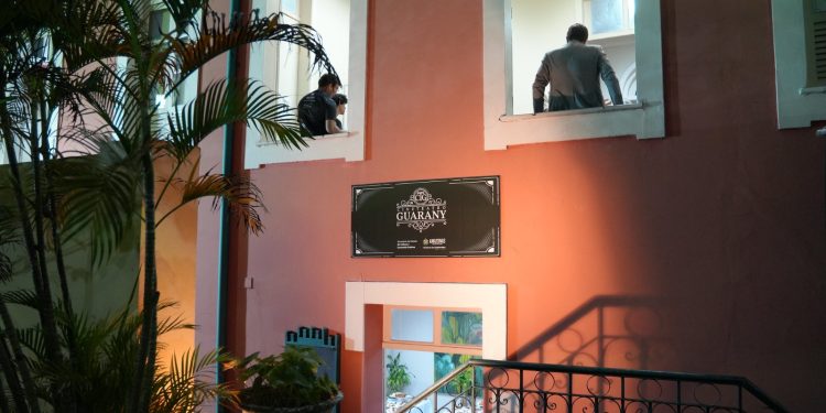 Cineteatro Guarany recebe mostra do cineasta amazonense Juan Lopes