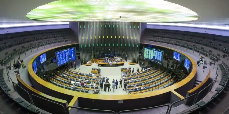 Congresso vota em 30 de abril veto de Lula a PL da Dosimetria