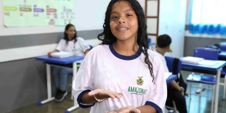 Curso gratuito de Libras abre 90 vagas em Manaus; veja como se inscrever