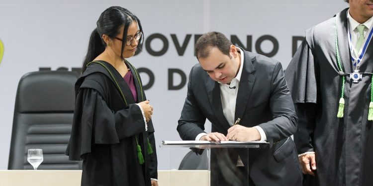 Cidade empossa novos defensores públicos e reforça atuação no interior do AM