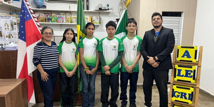 Estudantes do AM representarão Estado em Olimpíada de Matemática na França