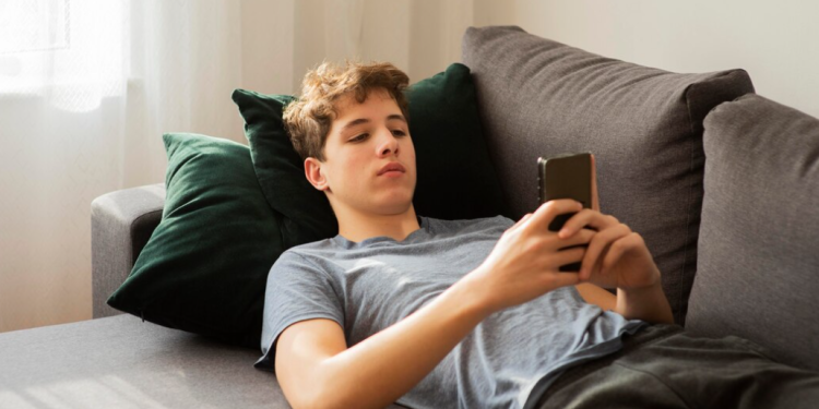 Estilo de vida pode aumentar risco cardíaco em jovens; veja como prevenir