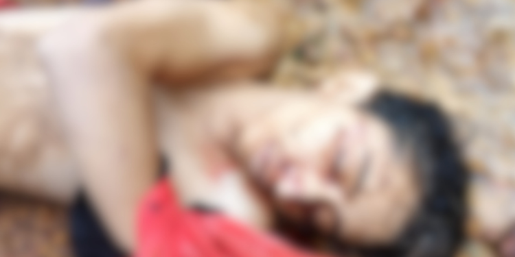 VÍDEO: corpo de jovem é achado com pés e mãos amarrados na AM-070