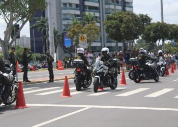 Exército promove ação gratuita com serviços e atrações na Ponta Negra