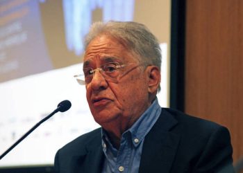 Filhos de Fernado Henrique Cardoso obtêm interdição do ex-presidente