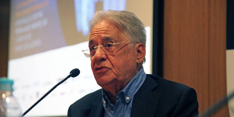 Filhos de Fernado Henrique Cardoso obtêm interdição do ex-presidente