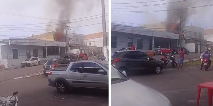 VÍDEO: incêndio destrói kitnet em residência no Santo Antônio, em Manaus