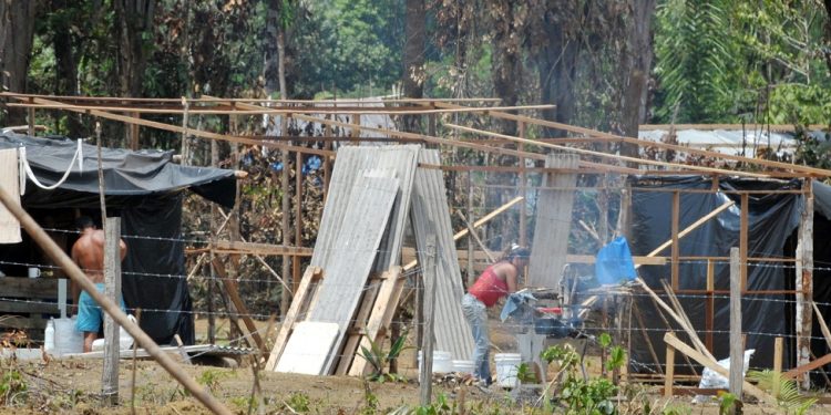 Comissão aprova exclusão de invasores de terras de programas rurais