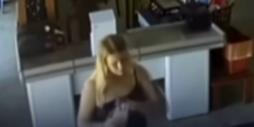 VÍDEO: por ciúmes, jovem ateia fogo em atendente e é presa; vítima morre