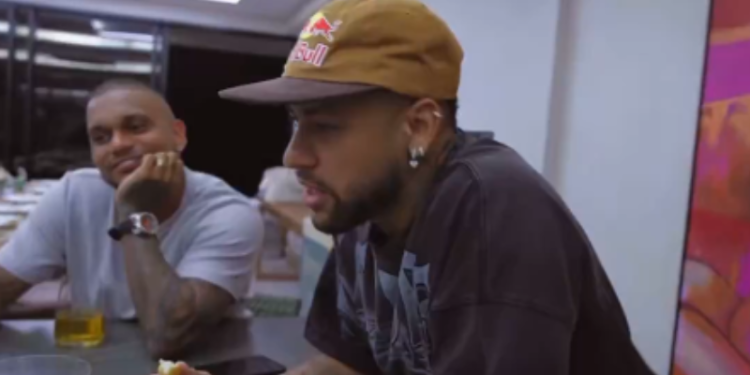 Neymar fala de polêmica ‘acordou de chico’: “Não quis ofender as mulheres”