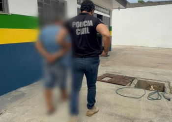 Padrasto é preso por estuprar enteada no AM; abusos ocorriam desde os 6 anos
