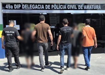 Dupla usa oficina mecânica como ponto de venda de drogas e é presa no AM