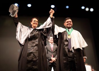 André Zogahib e Katia Couceiro tomam posse como reitor e vice-reitora da UEA