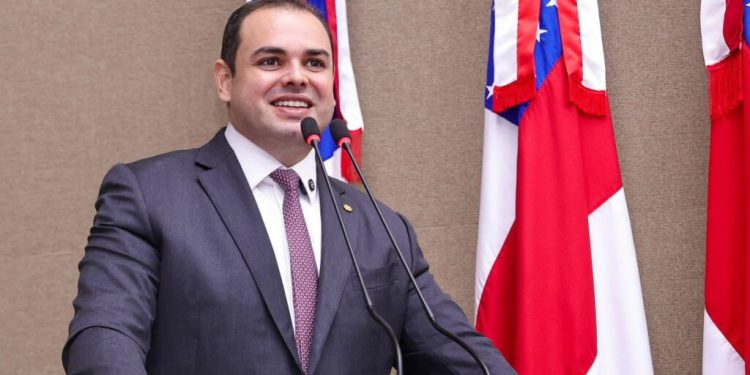 Roberto Cidade é o novo governador do Amazonas