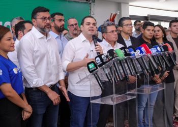 Roberto Cidade inicia transição e reúne secretariado na sede do Governo