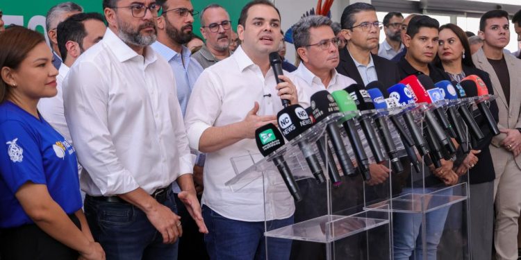 Roberto Cidade inicia transição e reúne secretariado na sede do Governo