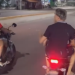 VÍDEO: motociclista é cercado por grupo durante ‘rolezinho’ em Manaus