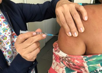 Mulheres com lesões no colo do útero podem se vacinar contra HPV no AM