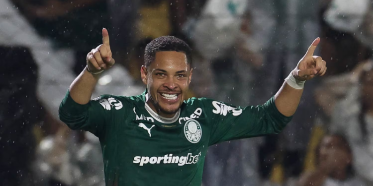 Palmeiras encara o Sporting Cristal pela Libertadores e busca reagir após tropeço